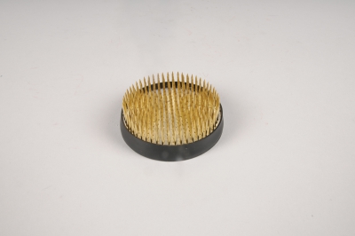 A466MG Pique fleurs en laiton D5cm