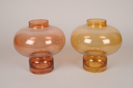 A579U7 Assorted amber and pink glass vase D19cm H20cm