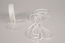 A813UN White satin ribbon 5mm x 70m