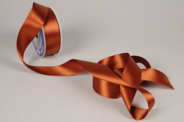 A897UN Brown satin ribbon 40mm x 25m