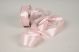 A912UN Light pink satin ribbon 40mm x 25m