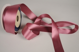 A967UN Dark pink satin ribbon 40mm x 25m