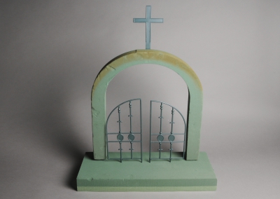 B140QV Floral foam gates of heaven 