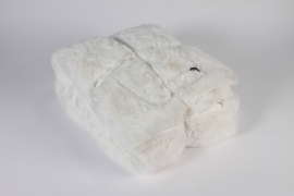C888DQ White fake fur plaid 130x180cm