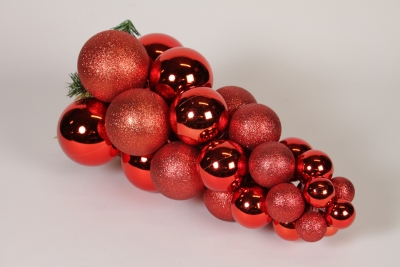 D4-000015 Cluster of red plastic balls D24cm H46cm
