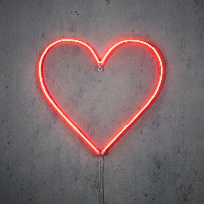 DQ-000649 Red neon heart with timer D48cm