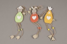 E005U7 Pack of 3 wooden hanging decorations H24cm