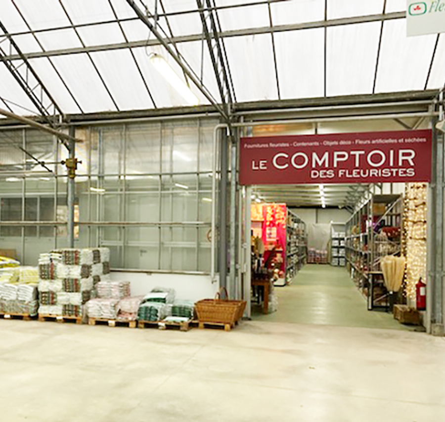 Entr�e du magasin Le Comptoir des Fleuristes � Saint-Cyr-en-Val