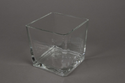 A024I0 Glass cube vase 12x12cm H12cm