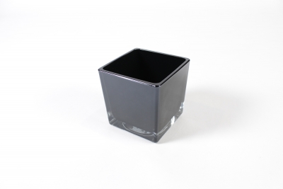IH-000181 Vase cube en verre noir 8cm x 8cm H8cm