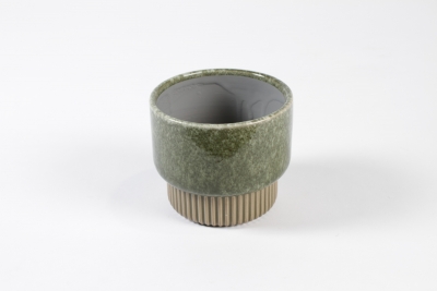 J6-000020 Cache-pot en c�ramique vert olive D12.5cm H11cm