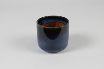 J6-000049 Cache-pot en c�ramique bleu fonc� D10.5cm H9.5cm