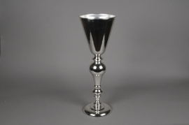 A045Y9 Metal stemmed vase silver D17cm H60cm