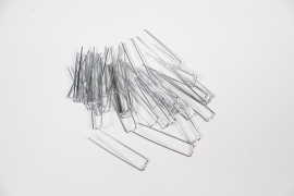 MG-000200 Box of 1kg jumper nails H6cm