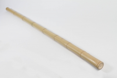 MZ-000118 Bambou s�ch� naturel H240cm
