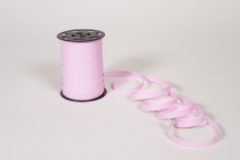 QX-000022 Curling ribbon pink matte 10mm x 250m