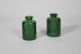 R4-000181 Bouteille en verre vert assorti D6cm H10cm