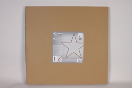 R5-000025 Etoile en bois avec led blanc chaud D75cm
