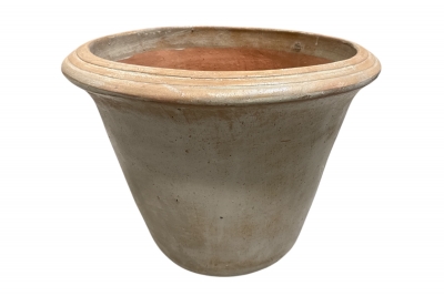 RR-000041 Antique cream terracotta pot D67cm H51cm