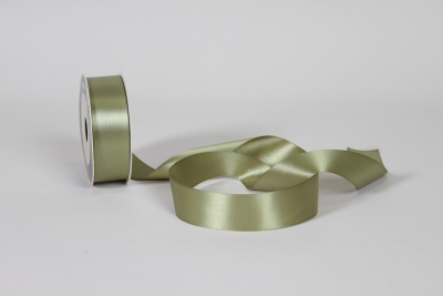UN-000826 Ruban de satin vert celadon 40mm x 25m