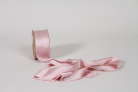 UN-000832 Ruban en satin rose 50mm x 10m