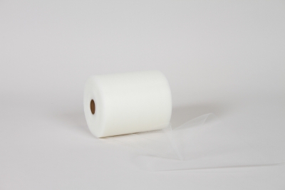 UN-000834 Rouleau de tulle cr�me 12.5cm x 100m