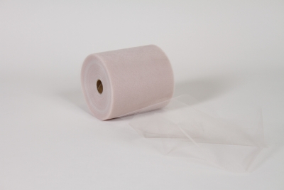 UN-000835 Rouleau de tulle gris clair 12.5cm x 100m