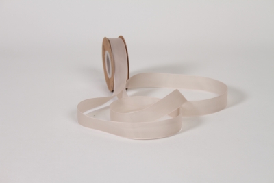 UN-000838 Grey organza ribbon 25mm x 20m