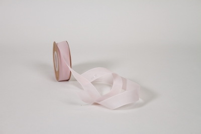UN-000840 Ruban en organza rose poudr� 25mm x 20m