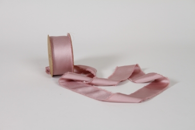 UN-000841 Old pink satin ribbon 50mm x 10m