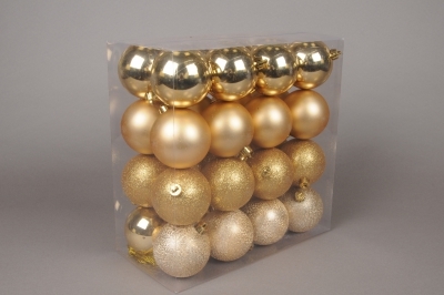 X007ZY Bo�te de 32 boules en plastique or D8cm