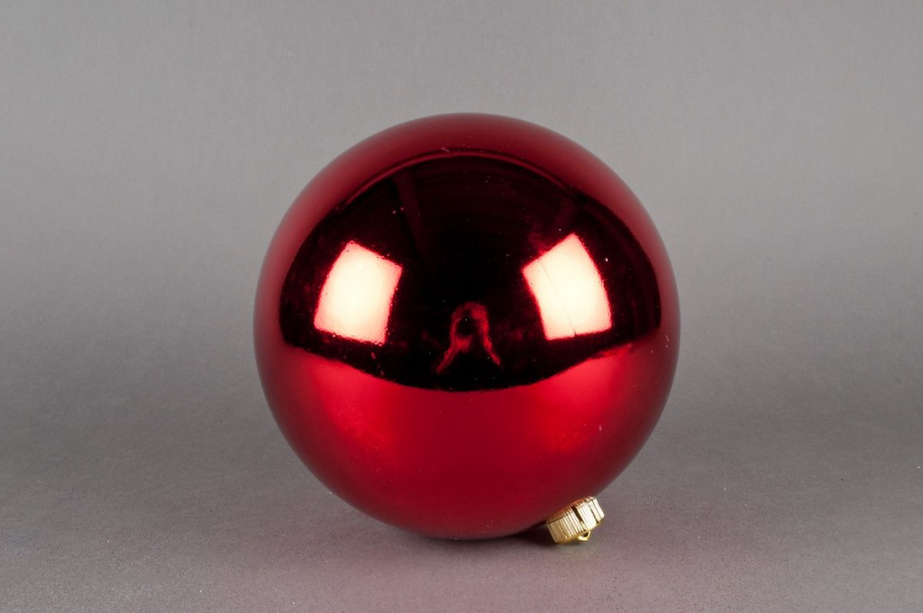 Bright red plastic ball D20cm