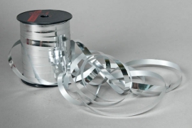 X020RB Curling ribbon silver 10mm x 250m