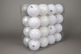 X035ZY Boîte de 32 boules en plastique blanc D10cm