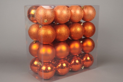 X047ZY Bo�te de 32 boules en plastique cuivre D10cm