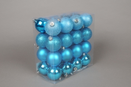 X054ZY Box of 32 plastic balls blue D5cm