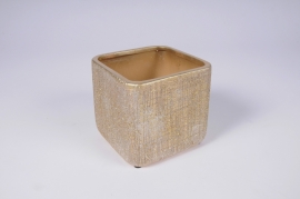 X057Y8 Gold ceramic planter 10.5x10.5cm H10cm