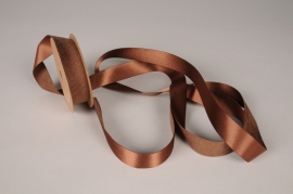 X605UN Ruban de velours marron 25mm x 8m