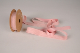 X614UN Ruban tissu dentelle rose 25mm x 6m