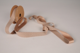 X616UN Grey brown ribbon with lacework pattern 25mm x 6m