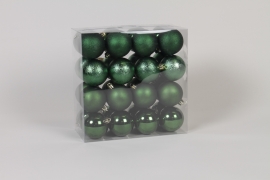 ZY-000085 Box of 32 plastic balls green D8cm